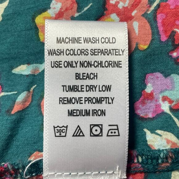 Roaman's Womens Dark Dainty Floral Button Up Tunic Sz 14W Roll Tab Sleeve Pleats - Picture 7 of 10